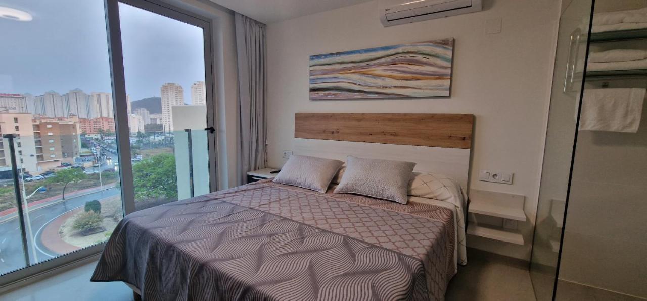 Apartamentos Oasis De La Cala فينيسترات المظهر الخارجي الصورة