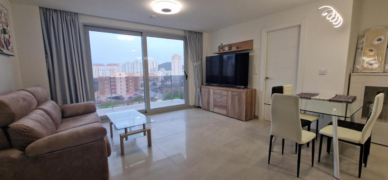 Apartamentos Oasis De La Cala فينيسترات المظهر الخارجي الصورة