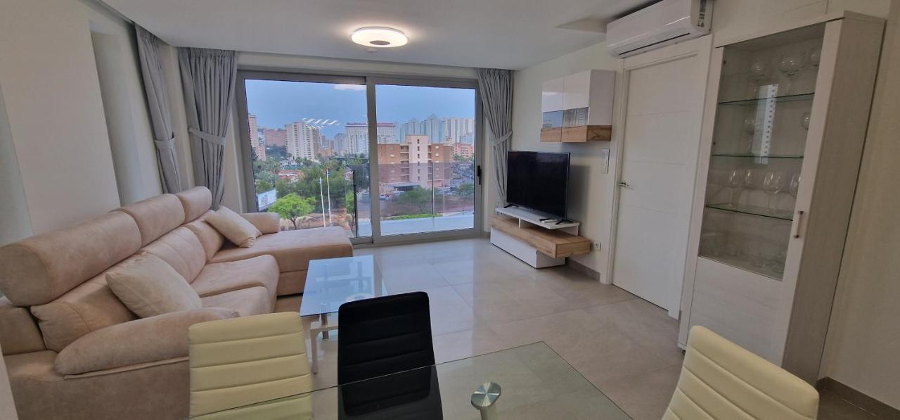 Apartamentos Oasis De La Cala فينيسترات المظهر الخارجي الصورة