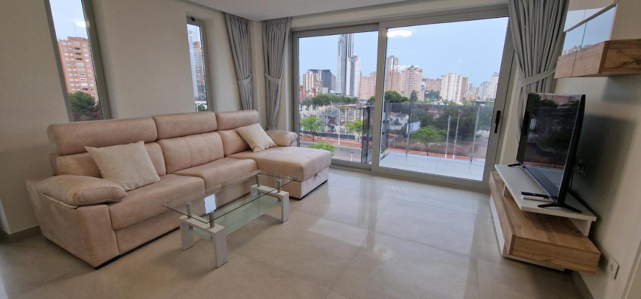 Apartamentos Oasis De La Cala فينيسترات المظهر الخارجي الصورة