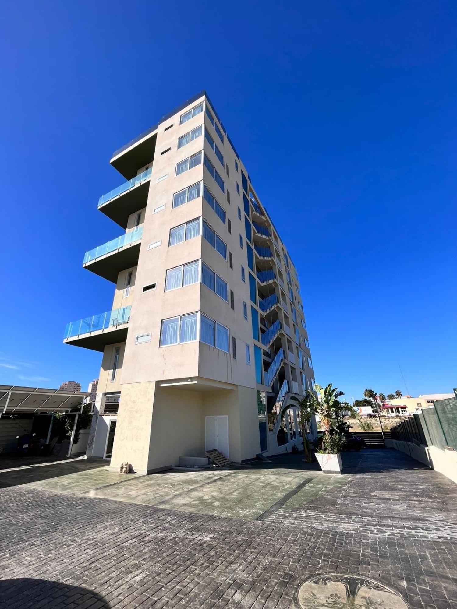 Apartamentos Oasis De La Cala فينيسترات المظهر الخارجي الصورة